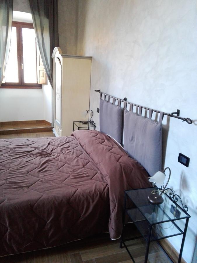 B&B Palazzo Cappa LʼAquila Buitenkant foto
