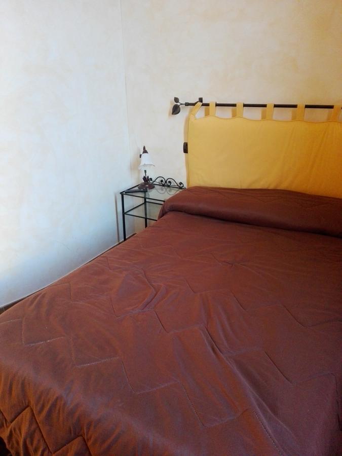 B&B Palazzo Cappa LʼAquila Buitenkant foto