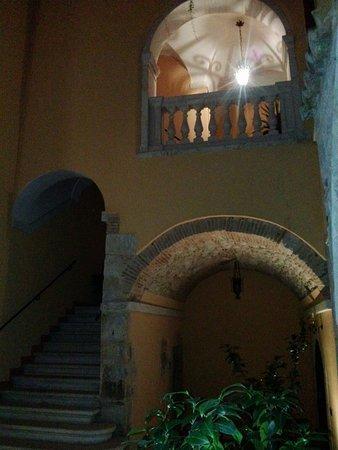 B&B Palazzo Cappa LʼAquila Buitenkant foto